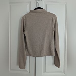 Express contour body mock neck top